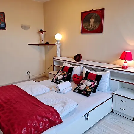 Dom W Karkonoszach Z Basenem 7 Sypialni Ferienhaus *