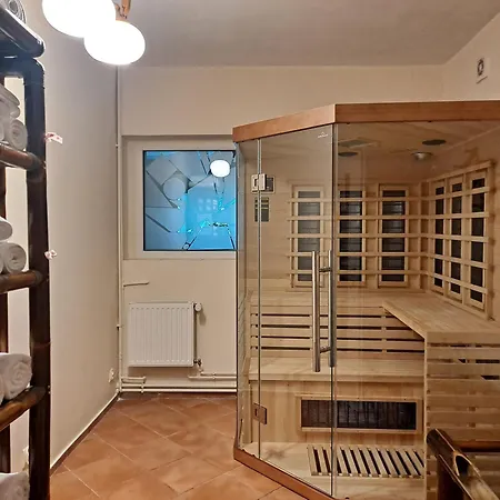 Dom W Karkonoszach Z Basenem 7 Sypialni Ferienhaus Kowary