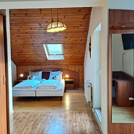 Dom W Karkonoszach Z Basenem 7 Sypialni * Kowary