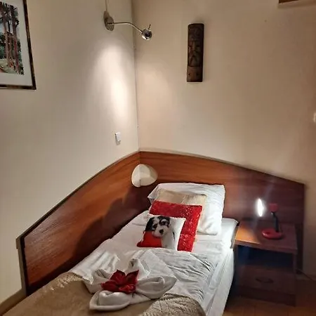 Ferienhaus Dom W Karkonoszach Z Basenem 7 Sypialni *