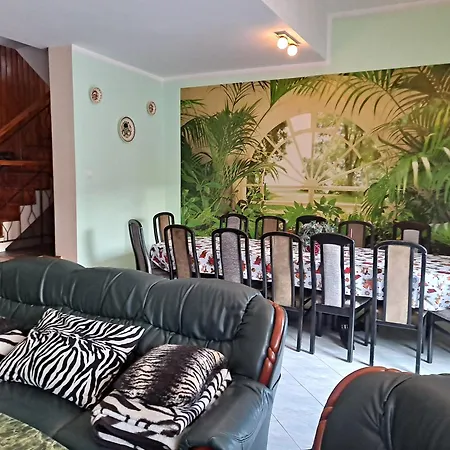 Ferienhaus Dom W Karkonoszach Z Basenem 7 Sypialni Kowary