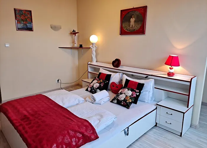 Dom W Karkonoszach Z Basenem 7 Sypialni Dom wakacyjny *