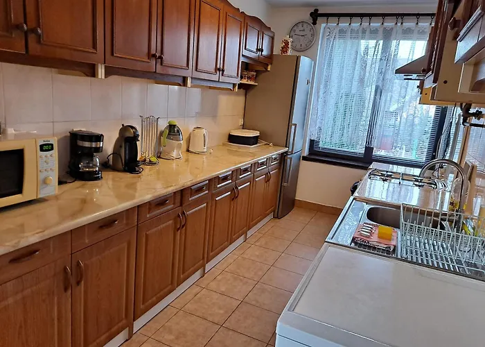 Dom W Karkonoszach Z Basenem 7 Sypialni Dom wakacyjny *