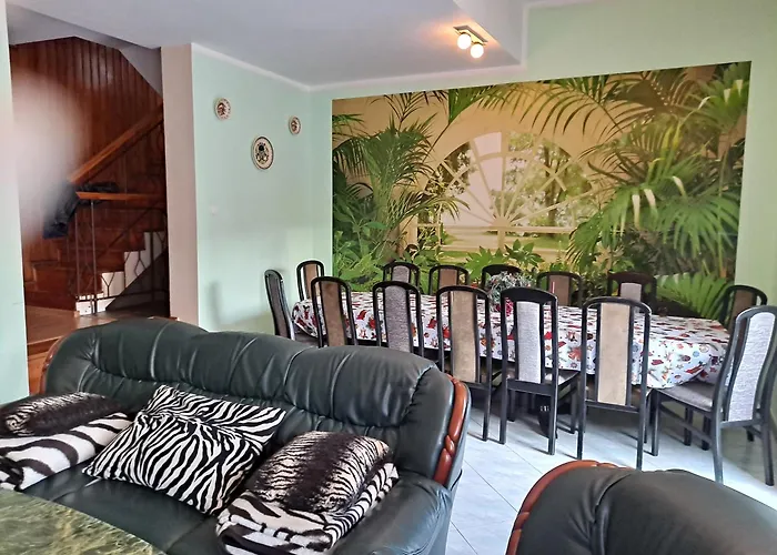 Dom wakacyjny Dom W Karkonoszach Z Basenem 7 Sypialni Kowary